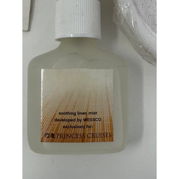 Princess Cruises Toiletry Set Of 7 Room Spray Sizzle Mitt Lip Balm Eye Gel Mask - Picture 10 of 16